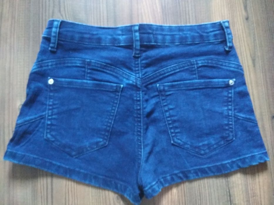 Spodenki szorty push up XS 34