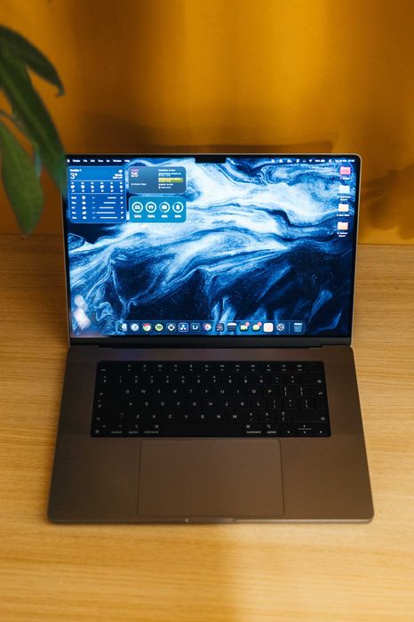 Apple MacBook Pro M2 PRO 16" 16/512GB SSD