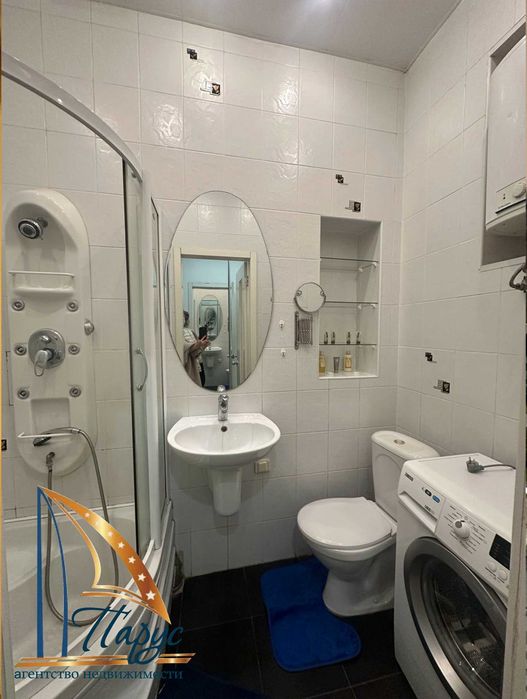 1-кімнатна  Південноукраїнська 5/5