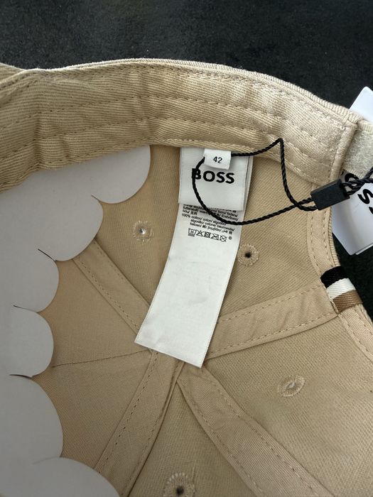 Нова бейсболка  Boss оригінал !