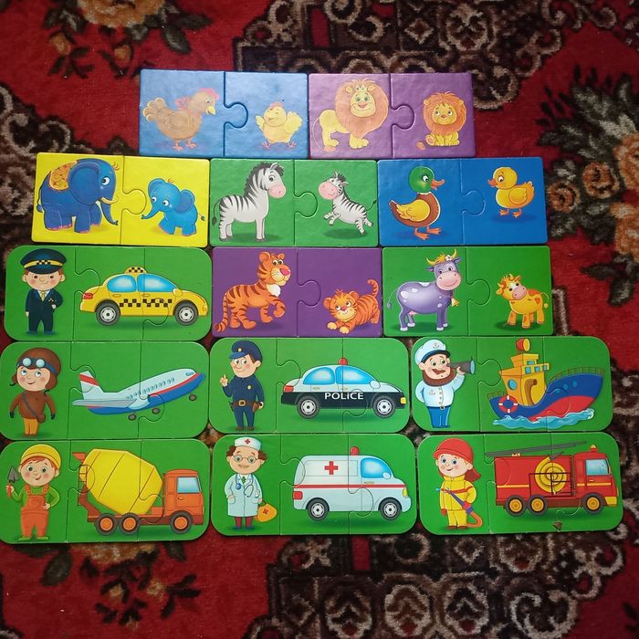 Продам дитячі пазли