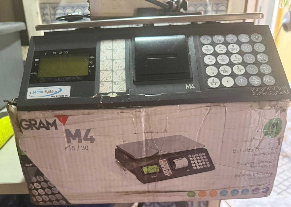 Balança comercial digital com ticket
