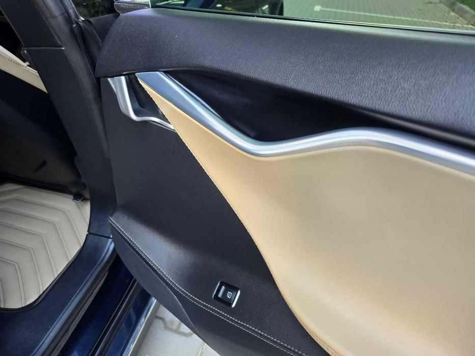 Продам  Tesla Model S 2014. Можна в розстрочку, під викуп.