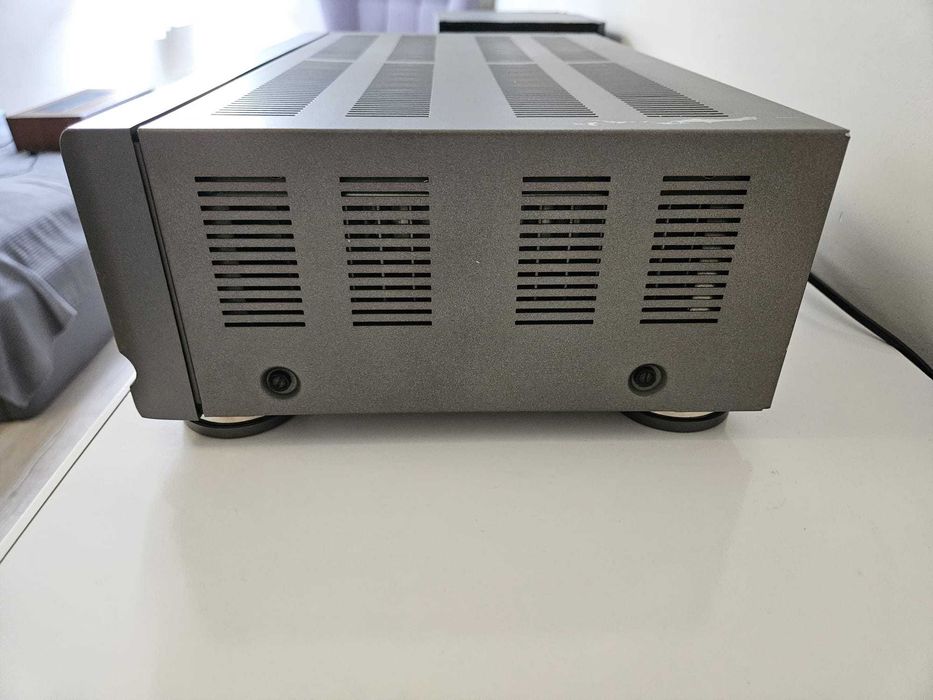 Wzmacniacz  Diora 704 audio