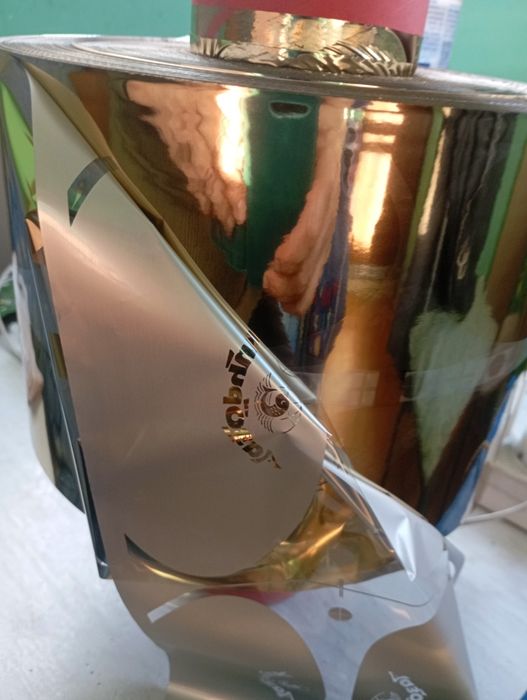 Фольга для ручної творчості тонка.