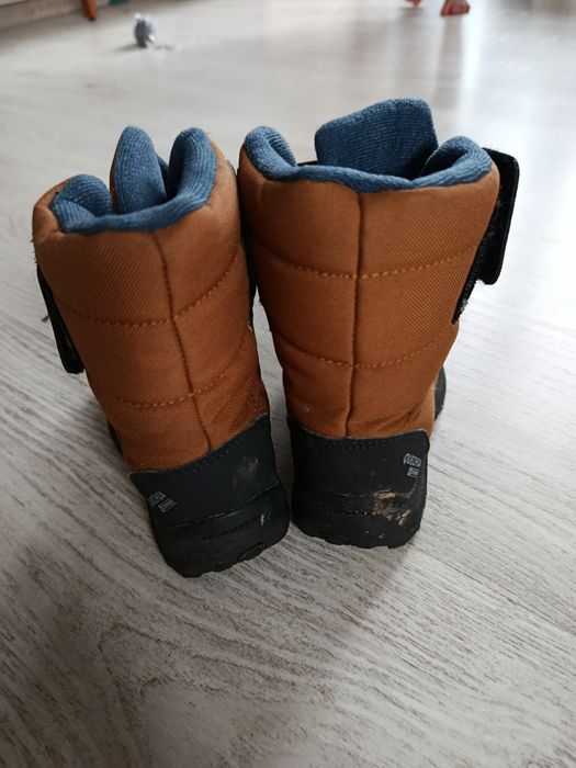 Buty zimowe Quehua r. 25
