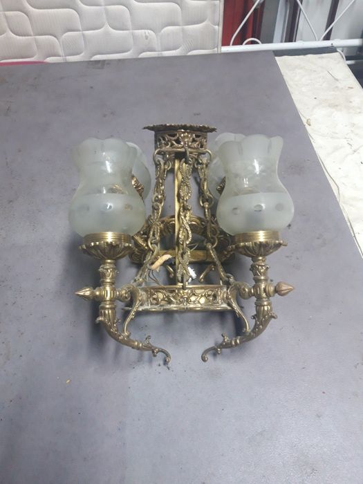 Aplikes antigos de parede