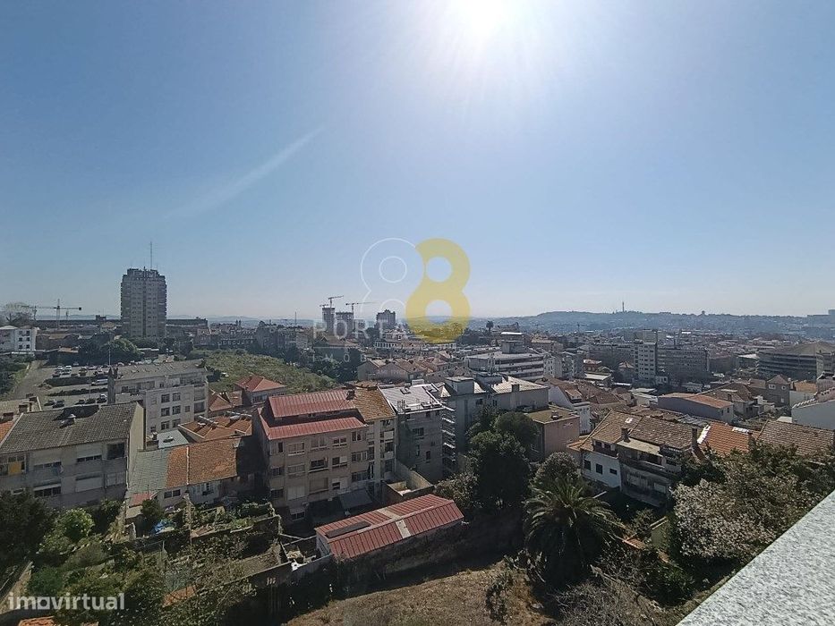 T2 - PORTO ART SQUARE Onde a arte encontra a cidade
