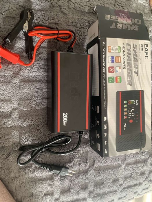 Продам зарядні пристрої