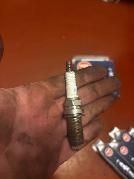 Комплект 4× NGK Iridium (б/у)