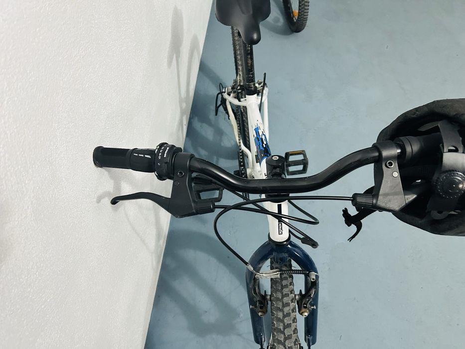 Bicicleta roda 20 oferta capacete