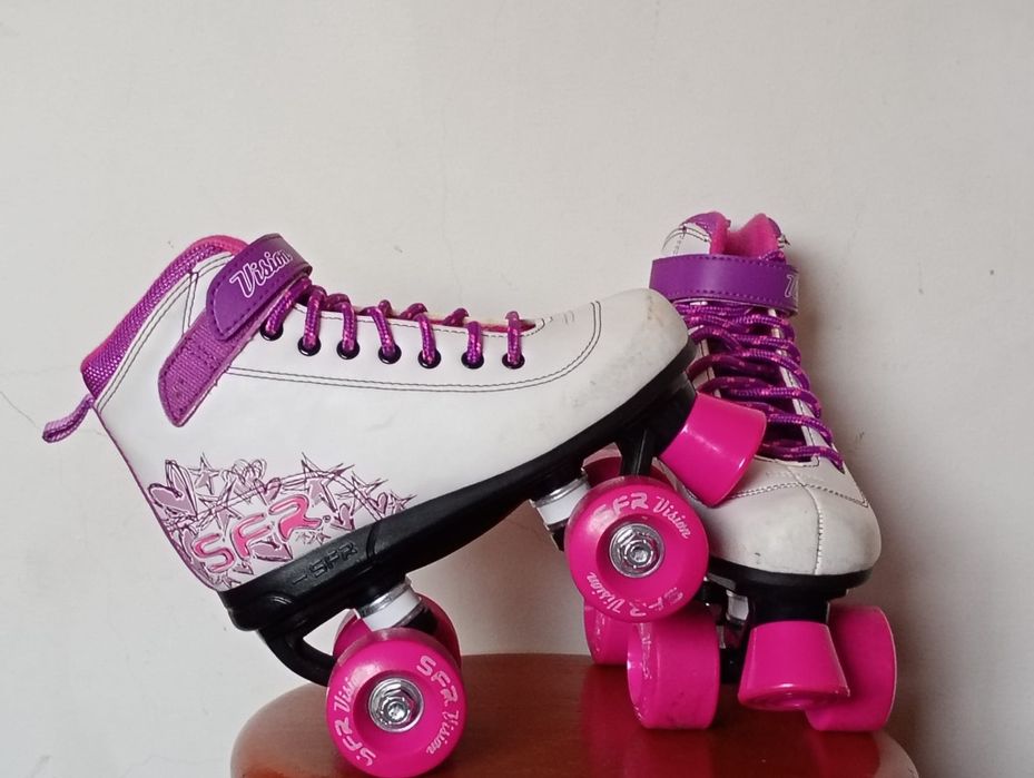 Skates with full kit