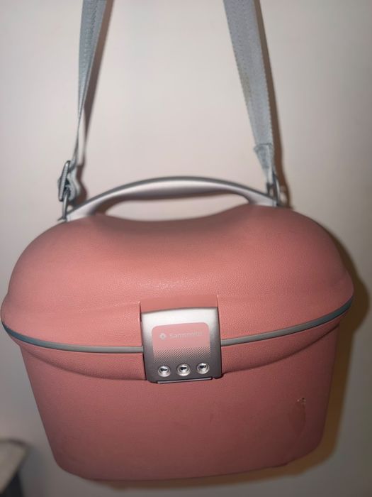 Necessair samsonite