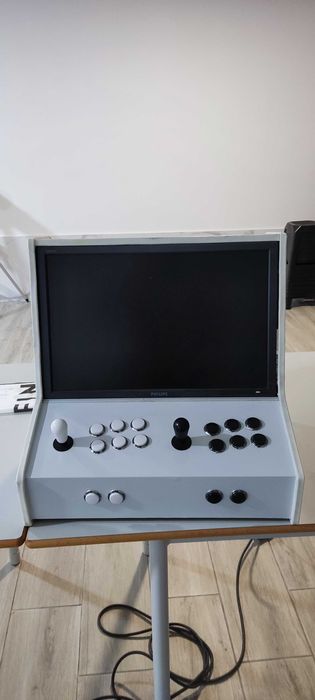 Máquina de arcade com 10755 jogos