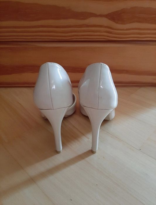 Beżowe Eleganckie Szpilki