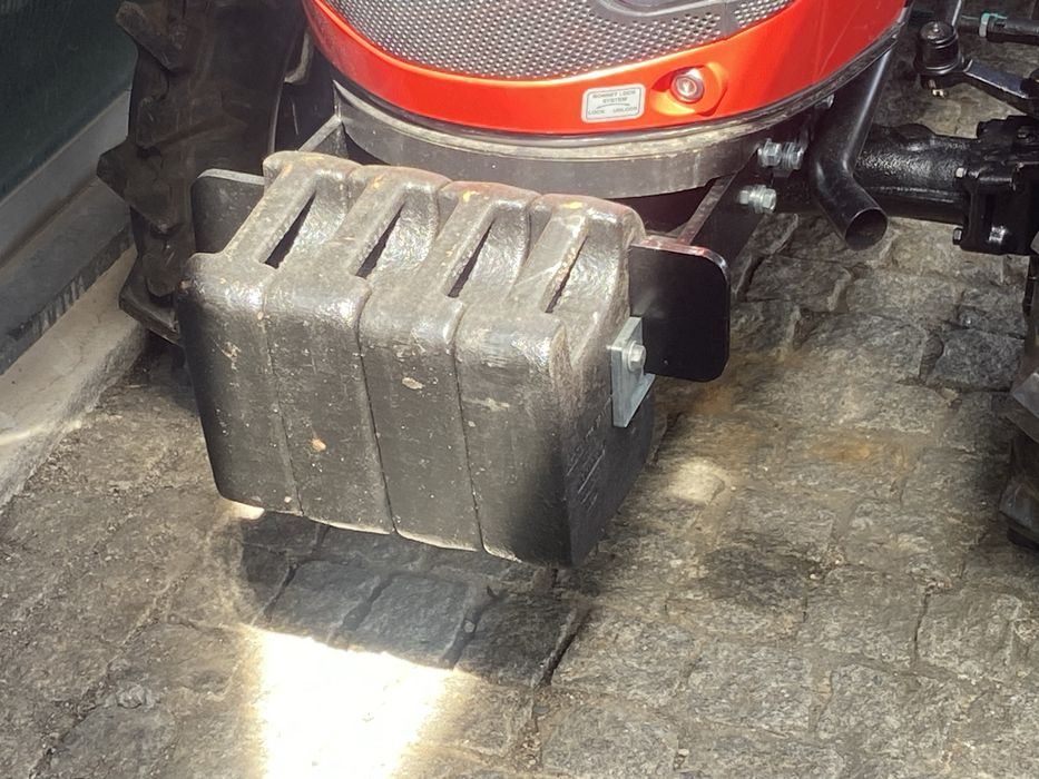 Tractor agricola novo VST 918 com tracao e direcao assistida