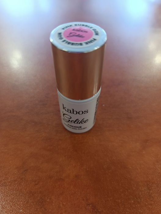 Lakier kabos gelike