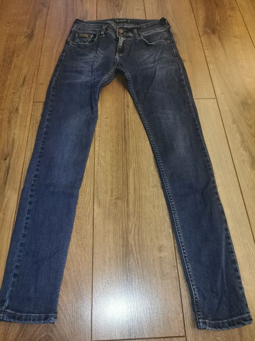 Spodnie jeans Wrangler 32 jak nowe
