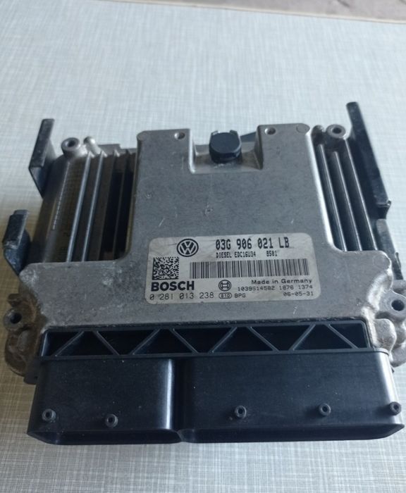 Продам блок Аirbag .Блок управления двигателем   skoda