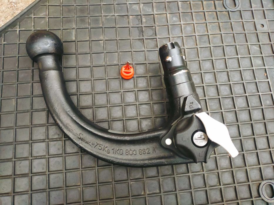 Крюк, гак, фаркоп, Oris, для автом. VAG в хорошому стані з Німеччини!