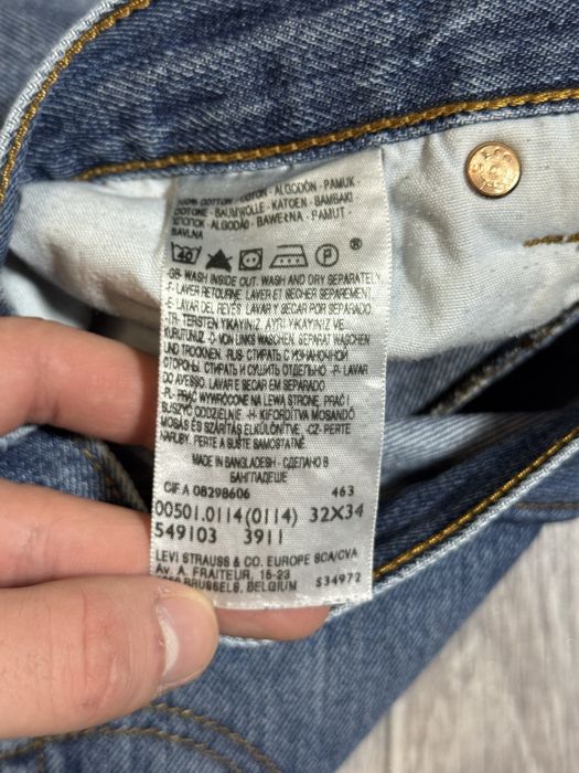 Vintage Levis 501 32