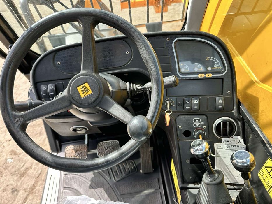 Телескопічний навантажувач (погрузчик) jcb 535-125