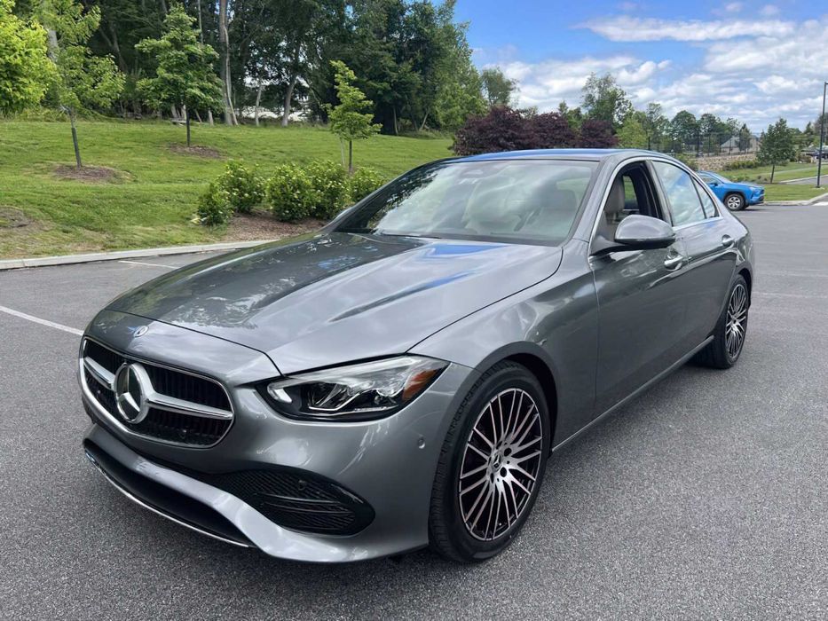 Mercedes-Benz C-Class      2022