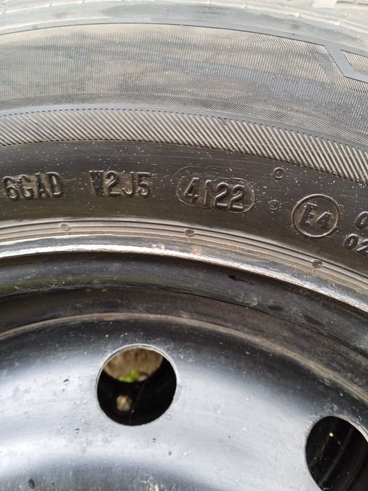 Шини Barum зимові 185/65/R15 як нові