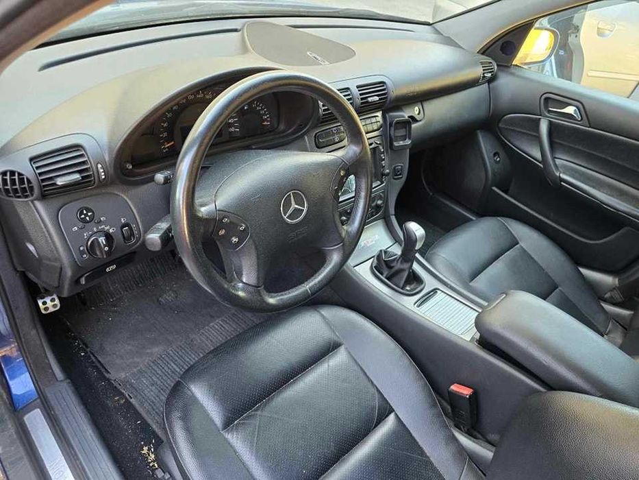 Mercedes C220 CDI Pack C30 AMG W203 para peças