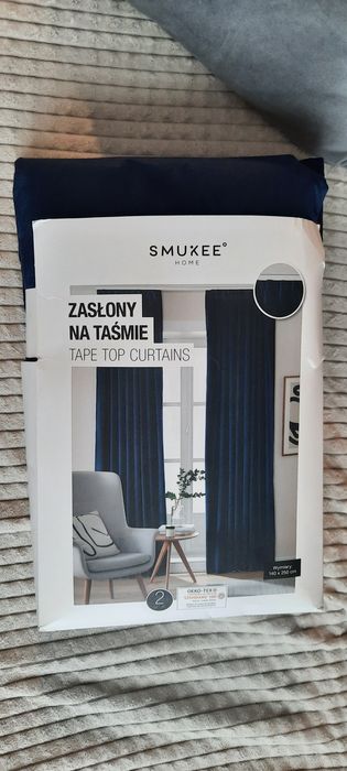 Zasłony aksamitne  na taśmie