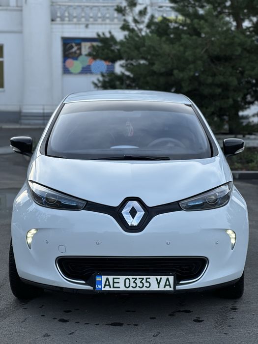 Продам Renault Zoe 2015