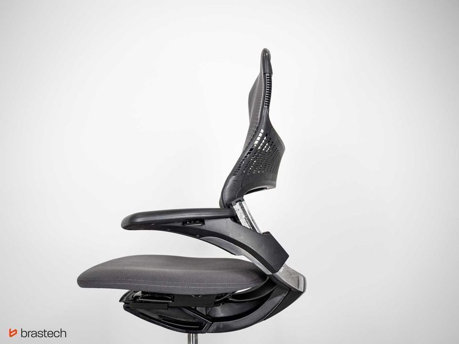 Fotel biurowy Generation by Knoll oparcie elastomer nowoczesny