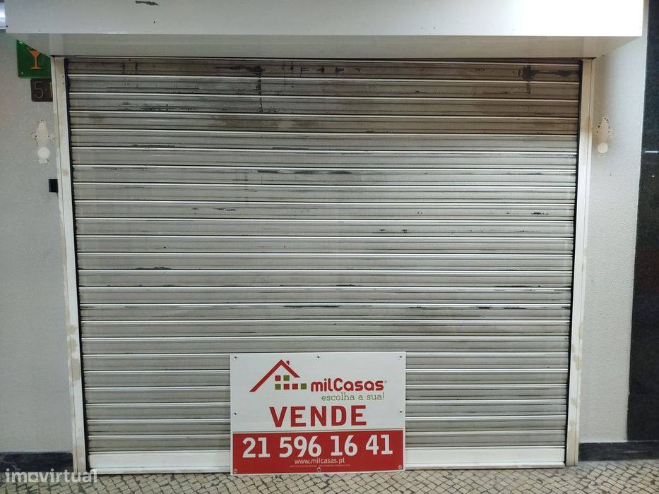 Oportunidade de Investimento — Loja à Venda no Lumiar por 50.000 €