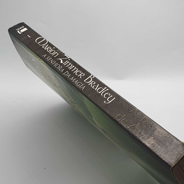 Livro - Marion Zimmer Bradley - As Brumas De Avalon 1 - PAR6