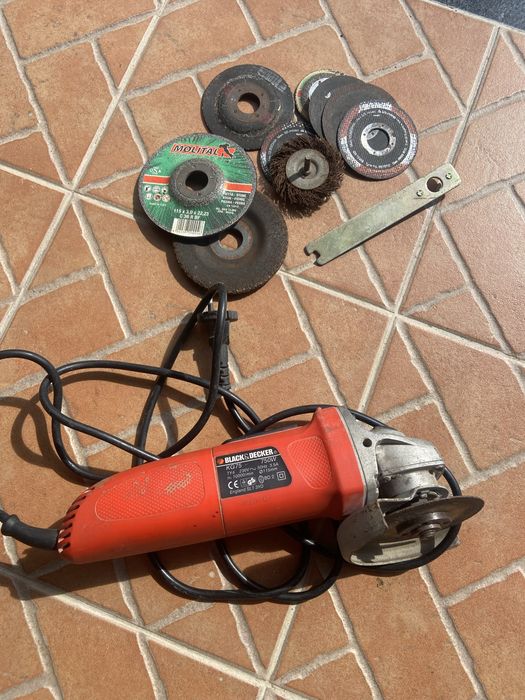 Rebarbadora Black & Decker