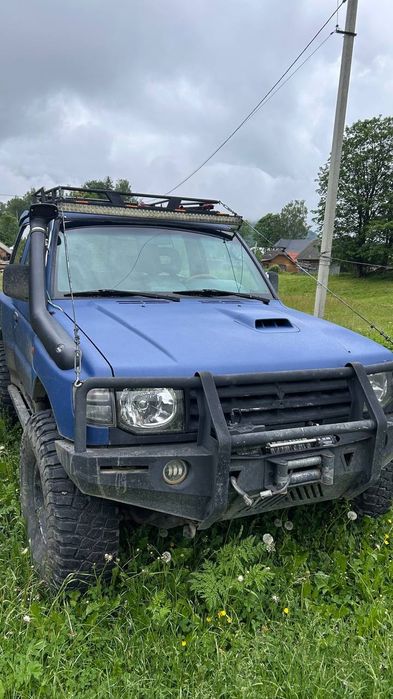 Mitsubishi Pajero 2