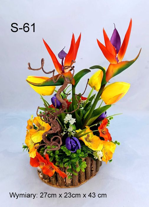 Stroik nagrobny wiosenny na grób tulipany, bratki, dekoracja cmentarna