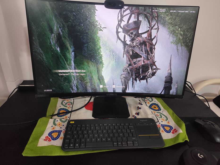 Moniteur incurvé Gigabyte GS27FC — 27" — 144Hz — FHD — parfait état