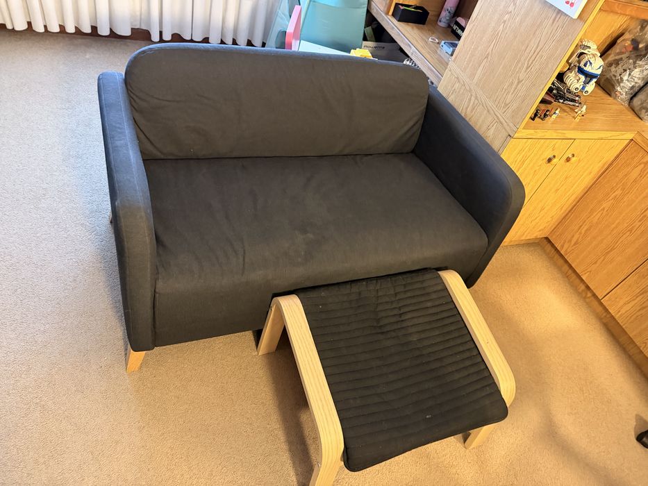 Sofa com ou sem apoio dos pes