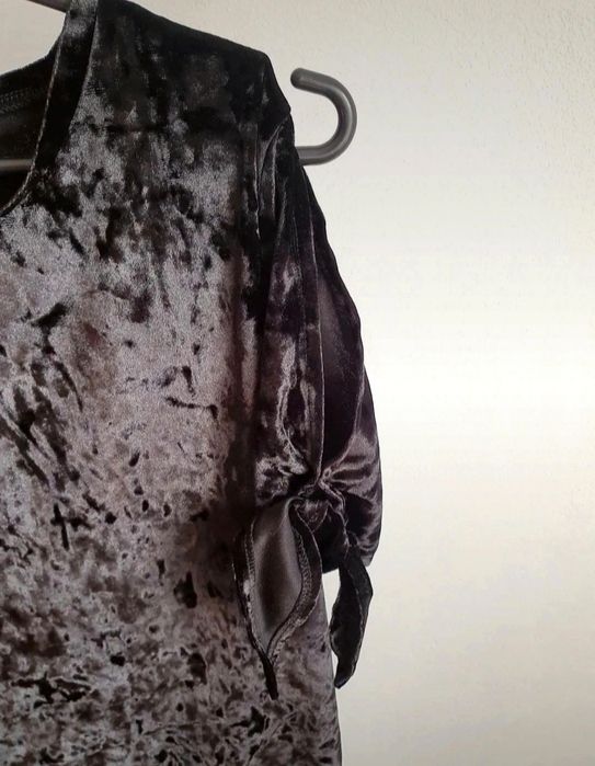 Bluzka welurowa czarna