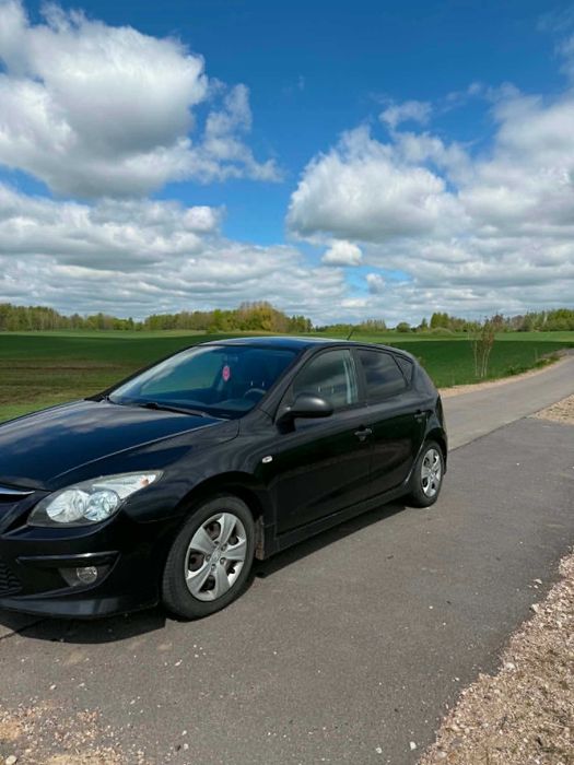 Hyundai i30 - 2010 rok, długie opłaty