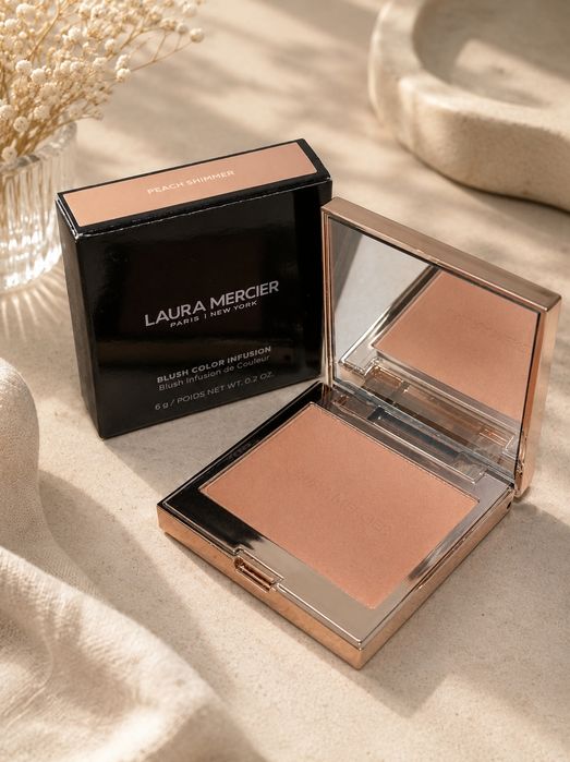 Laura Mercier Peach Shimmer Rozświetlający Róż Do Policzków