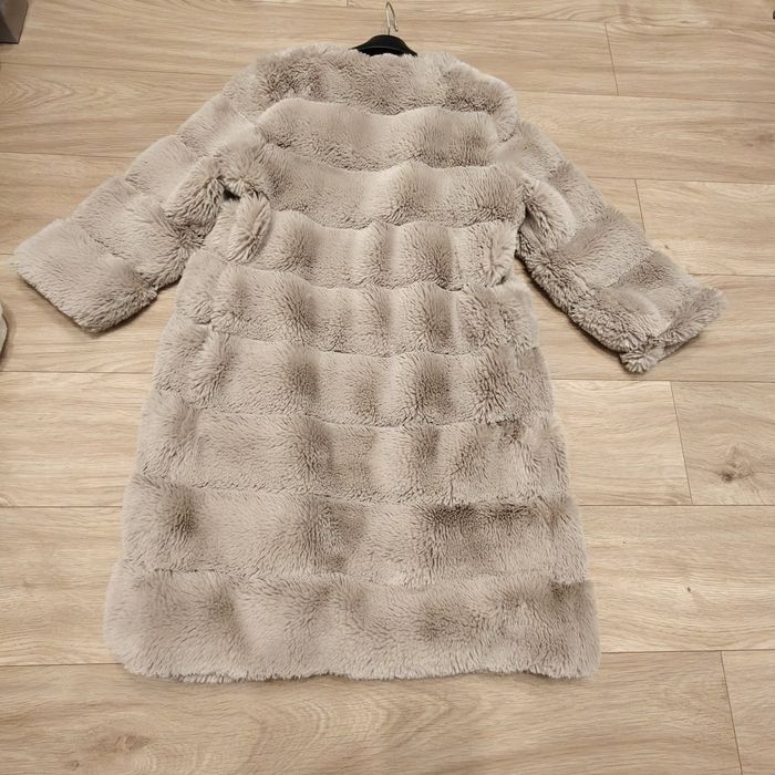 Ciepłe futerko M- Sara