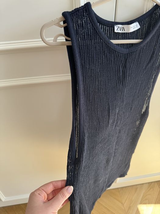 granatowy top dzianinowy zara bluzka azurowa z siateczki na lato