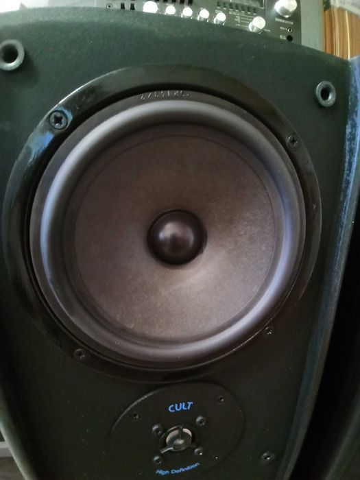 Heco CULT 40 акустична система