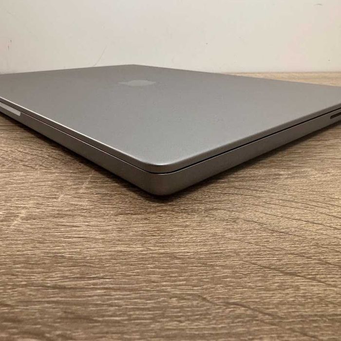 Macbook Pro 16" 2023 M2 Max / 32Gb DDR5 / SSD 512Gb (код: M1134)