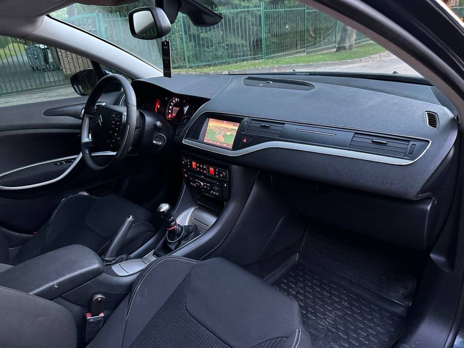 Продам машину citroen c5 2010 року в хорошому стані