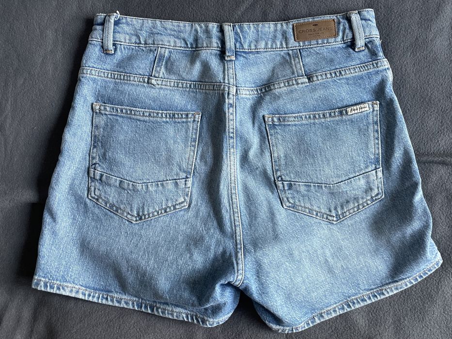 Spodenki Cross Jeans z wysokim stanem L/40