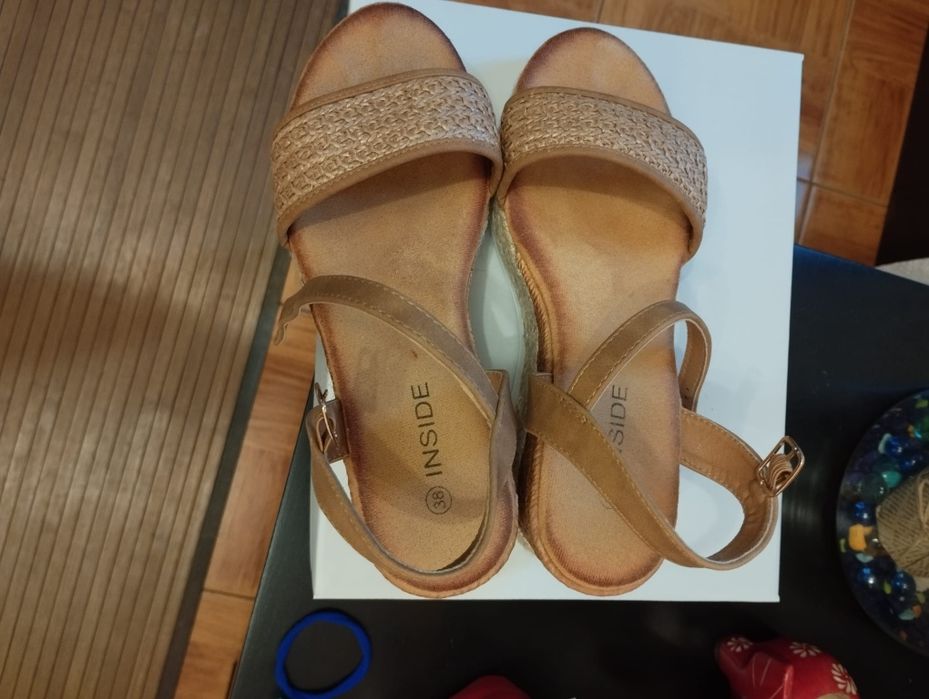 Sandálias Senhora 38