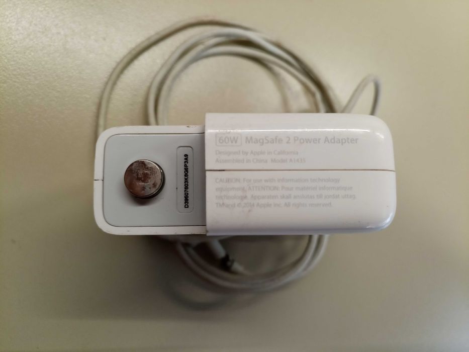 Зарядное устройство Apple MagSafe 2 60W